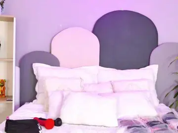 SophieGomez2  live sex cam