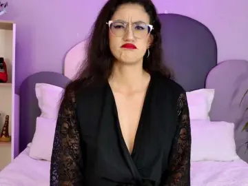 SophieGomez2  live sex cam