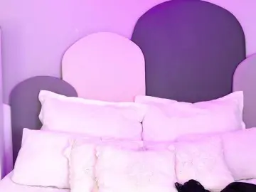 SophieGomez2  live sex cam