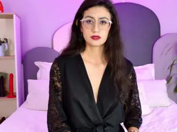 SophieGomez2  live sex cam