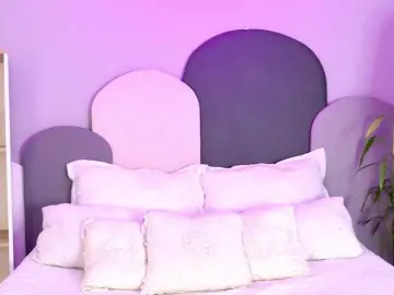 SophieGomez2  live sex cam
