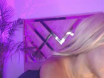 TessaM2  live sex cam