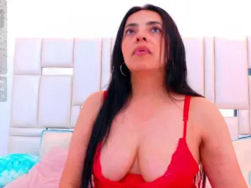 Estrellaa-suarez  live sex cam