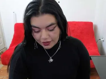 Karlagreen  live sex cam
