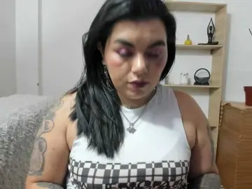 Karlagreen  live sex cam