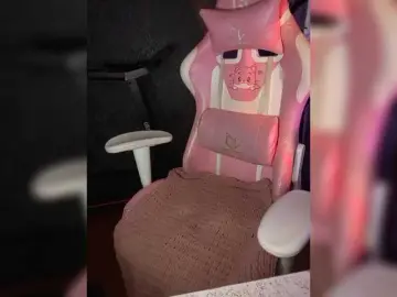 Peku-keksy  live sex cam