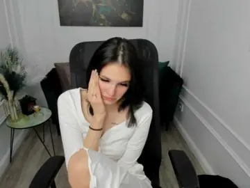 AlicePertim  live sex cam