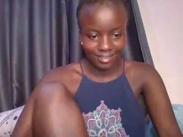 Cutiechoco  live sex cam