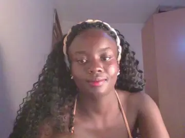Cutiechoco  live sex cam