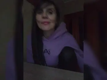 Hellenalonenochka  live sex cam