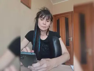 Hellenalonenochka  live sex cam