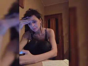 Hellenalonenochka  live sex cam