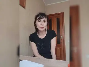 Hellenalonenochka  live sex cam