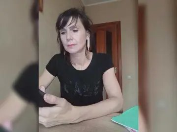 Hellenalonenochka  live sex cam