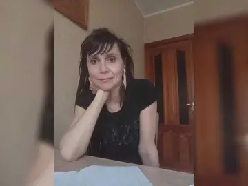 Hellenalonenochka  live sex cam