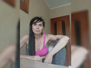 Hellenalonenochka  live sex cam