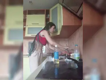 Hellenalonenochka  live sex cam