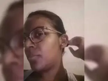 IndianBeaut  live sex cam