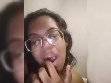 IndianBeaut  live sex cam