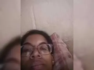 IndianBeaut  live sex cam
