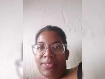 IndianBeaut  live sex cam