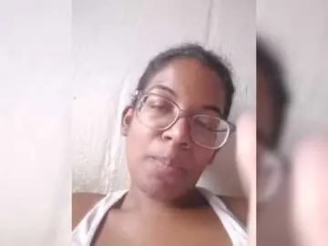 IndianBeaut  live sex cam