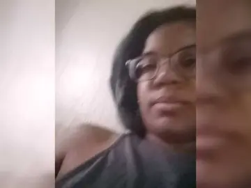 IndianBeaut  live sex cam