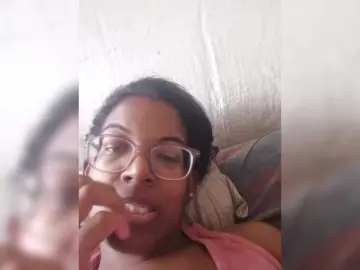 IndianBeaut  live sex cam