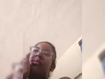 IndianBeaut  live sex cam