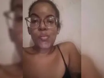 IndianBeaut  live sex cam