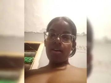 IndianBeaut  live sex cam
