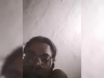 IndianBeaut  live sex cam