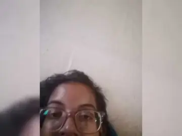 IndianBeaut  live sex cam