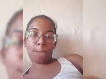 IndianBeaut  live sex cam