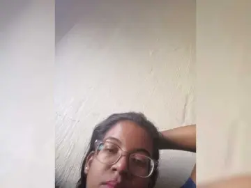 IndianBeaut  live sex cam