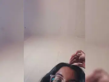 IndianBeaut  live sex cam