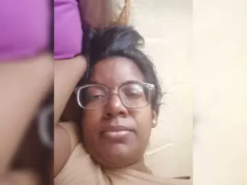 IndianBeaut  live sex cam