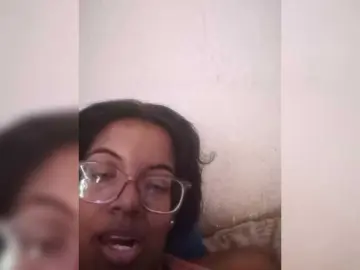 IndianBeaut  live sex cam