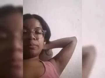 IndianBeaut  live sex cam