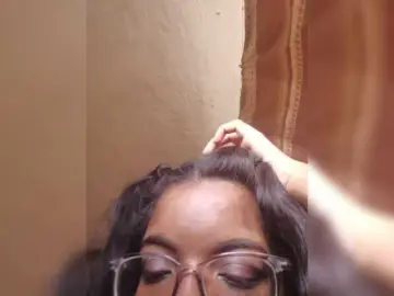 IndianBeaut  live sex cam