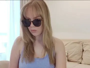 LittleForestELF2  live sex cam