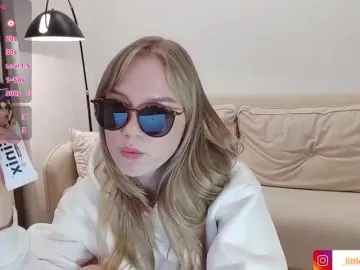 LittleForestELF2  live sex cam