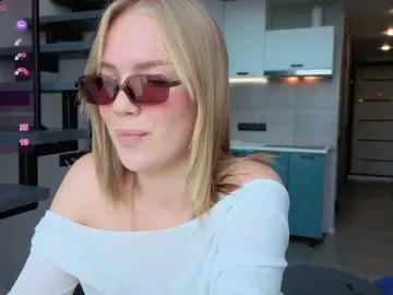 LittleForestELF2  live sex cam