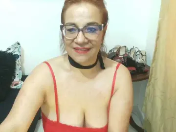 Maduragins  live sex cam