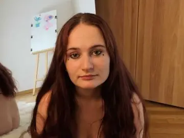 Natural-Mary  live sex cam
