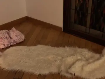 Natural-Mary  live sex cam