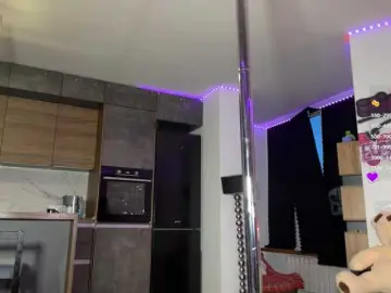 TainaJaksch  live sex cam