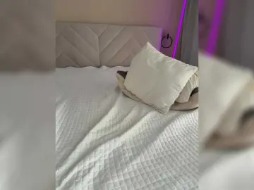 Bookonlinefree  live sex cam