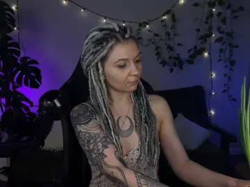 BySOVA  live sex cam