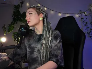 BySOVA  live sex cam